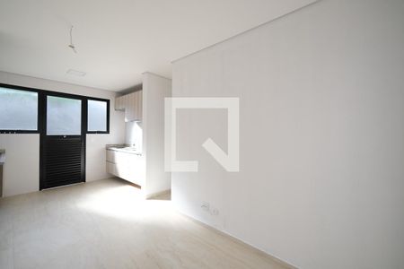 Sala de apartamento para alugar com 2 quartos, 45m² em Santa Quiteria, Curitiba