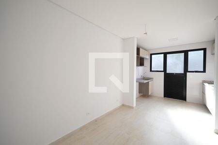 Sala de apartamento para alugar com 2 quartos, 45m² em Santa Quiteria, Curitiba