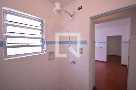 Banheiro de casa para alugar com 1 quarto, 45m² em Vila Gumercindo, São Paulo