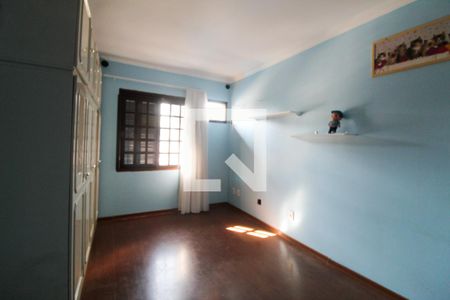 Quarto 2 de casa à venda com 5 quartos, 280m² em Centro, Canoas