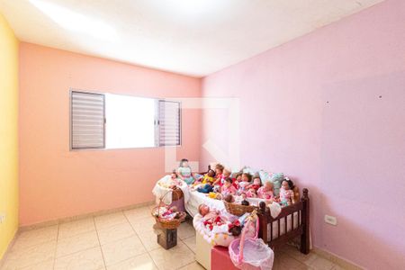 Quarto 2 de casa à venda com 5 quartos, 107m² em Santa Maria, Osasco