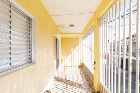 Sacada de casa à venda com 5 quartos, 107m² em Santa Maria, Osasco