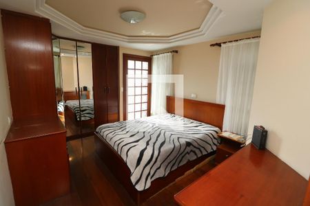 Suite de casa para alugar com 3 quartos, 202m² em Jardim Piqueroby, São Paulo