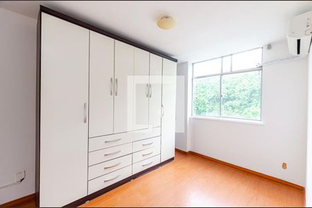 Quarto 1 de apartamento à venda com 2 quartos, 58m² em Santa Rosa, Niterói