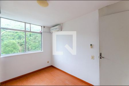 Quarto 1 de apartamento à venda com 2 quartos, 58m² em Santa Rosa, Niterói