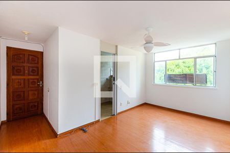 Sala de apartamento à venda com 2 quartos, 58m² em Santa Rosa, Niterói