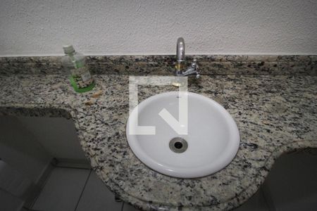 Lavabo de apartamento para alugar com 1 quarto, 62m² em Parque Campolim, Sorocaba