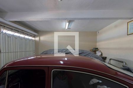 Garagem de casa à venda com 3 quartos, 250m² em Vila Amélia, São Paulo