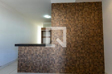 Sala de casa de condomínio para alugar com 2 quartos, 72m² em Setor Estrela Dalva, Goiânia