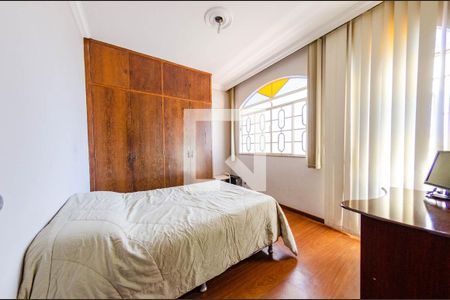 Quarto 1 de casa à venda com 4 quartos, 360m² em Dom Bosco, Belo Horizonte