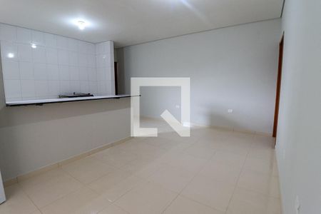 Sala de casa para alugar com 2 quartos, 60m² em Jardim Palmira, Guarulhos