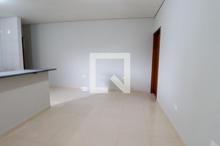 Sala de casa para alugar com 2 quartos, 60m² em Jardim Palmira, Guarulhos