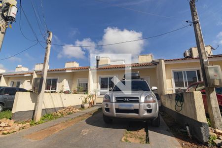 Casa de condomínio à venda com 65m², 2 quartos e 2 vagas Casa de condomínio à venda com 65m², 2 quartos e 2 vagasFachada da Casa