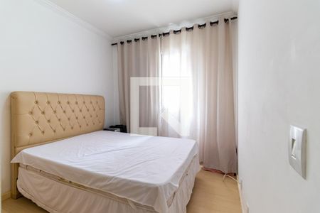 Quarto 1 de apartamento para alugar com 2 quartos, 57m² em Vila Constança, São Paulo