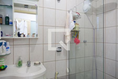 Casa à venda com 302m², 4 quartos e 2 vagas Casa à venda com 302m², 4 quartos e 2 vagasBanheiro