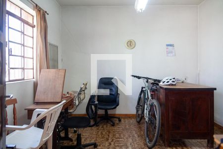 Casa à venda com 302m², 4 quartos e 2 vagas Casa à venda com 302m², 4 quartos e 2 vagasQuarto 3