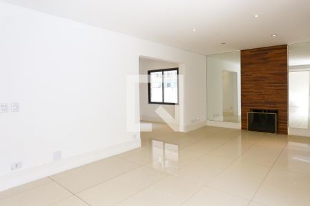 Apartamento à venda com 213m², 4 quartos e 4 vagasSala 1