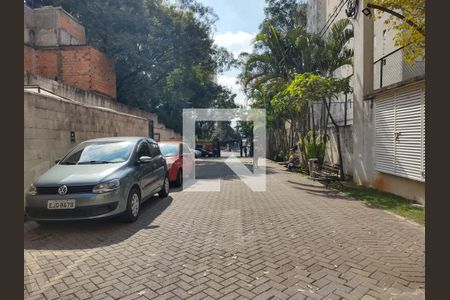 Vista da Rua de apartamento para alugar com 2 quartos, 47m² em Jardim Íris, São Paulo