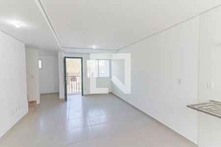 Sala / Cozinha de casa à venda com 2 quartos, 88m² em Vila Universitaria, São Paulo