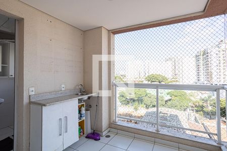 Sacada de apartamento para alugar com 3 quartos, 65m² em Presidente Altino, Osasco