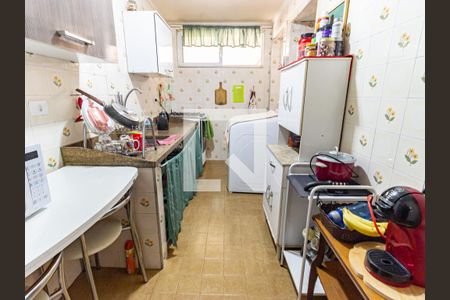 Apartamento à venda com 79m², 2 quartos e sem vaga Apartamento à venda com 79m², 2 quartos e sem vagaCozinha e Área de Serviço