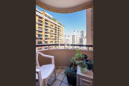 Suíte - Varanda de apartamento à venda com 4 quartos, 120m² em Pinheiros, São Paulo
