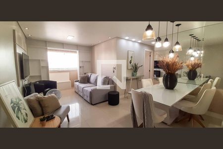 Sala de Estar de apartamento para alugar com 3 quartos, 120m² em Continental, Osasco