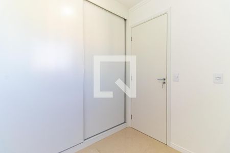 Quarto 1 de apartamento para alugar com 2 quartos, 40m² em Jardim Taquaral, São Paulo