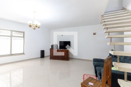 Sala  de casa à venda com 4 quartos, 200m² em Vila Moraes, São Paulo