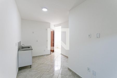 Sala de apartamento para alugar com 2 quartos, 33m² em Vila Esperança, São Paulo