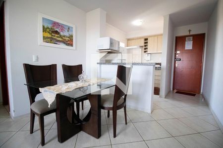 Sala de apartamento para alugar com 2 quartos, 70m² em Vila Monticelli, Goiânia