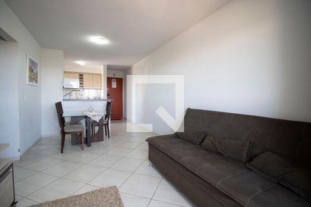 Sala de apartamento para alugar com 2 quartos, 70m² em Vila Monticelli, Goiânia