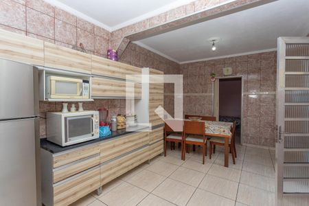 Cozinha 1 de casa à venda com 4 quartos, 258m² em Vila Nogueira, Diadema