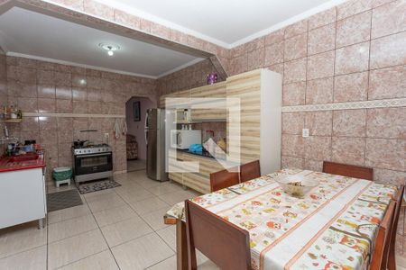 Cozinha 1 de casa à venda com 4 quartos, 258m² em Vila Nogueira, Diadema