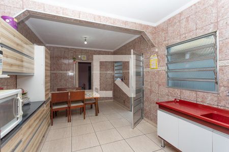 Cozinha 1 de casa à venda com 4 quartos, 258m² em Vila Nogueira, Diadema