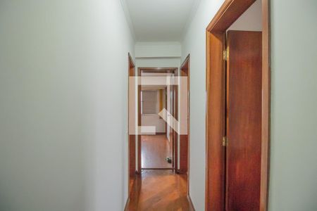 Corredor de apartamento à venda com 3 quartos, 96m² em Vila Guarani, São Paulo