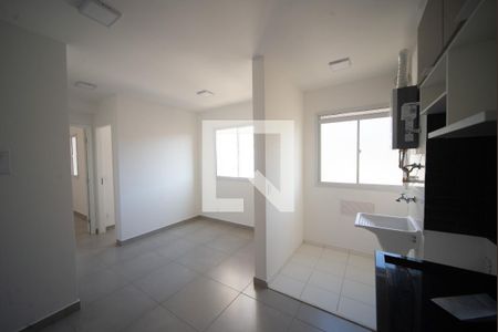 Sala de apartamento para alugar com 2 quartos, 37m² em Cidade Satélite Santa Bárbara, São Paulo