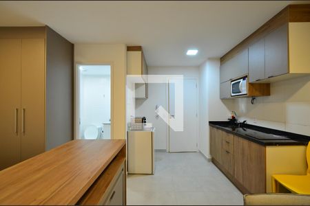 Sala/Cozinha de kitnet/studio à venda com 1 quarto, 24m² em Vila Clementino, São Paulo