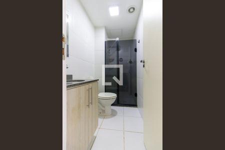 Banheiro de apartamento para alugar com 1 quarto, 33m² em Barra Funda, São Paulo