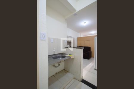 Sala/Cozinha de apartamento para alugar com 1 quarto, 34m² em Liberdade, São Paulo