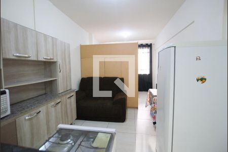 Sala/Cozinha de apartamento para alugar com 1 quarto, 34m² em Liberdade, São Paulo