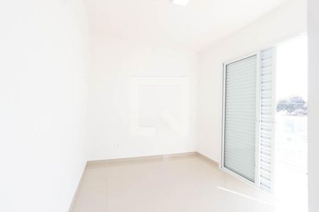 Quarto 1 de casa de condomínio para alugar com 2 quartos, 45m² em Vila Nivi, São Paulo