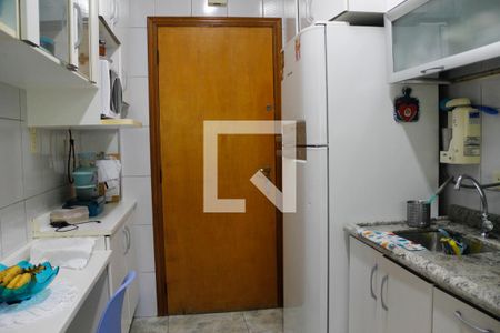 Apartamento à venda com 82m², 3 quartos e 2 vagas Apartamento à venda com 82m², 3 quartos e 2 vagasCozinha