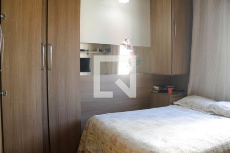 Apartamento à venda com 82m², 3 quartos e 2 vagas Apartamento à venda com 82m², 3 quartos e 2 vagasSuíte