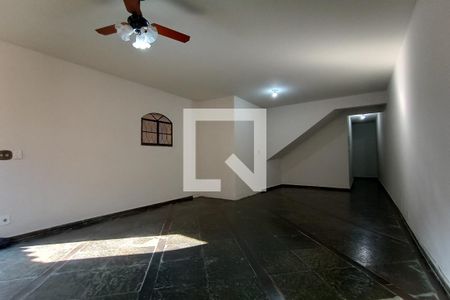 Sala 1 de casa para alugar com 3 quartos, 172m² em Freguesia (jacarepaguá), Rio de Janeiro