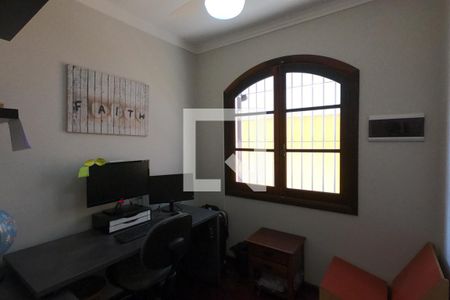 Office de casa para alugar com 3 quartos, 153m² em Jardim Taboão, São Paulo