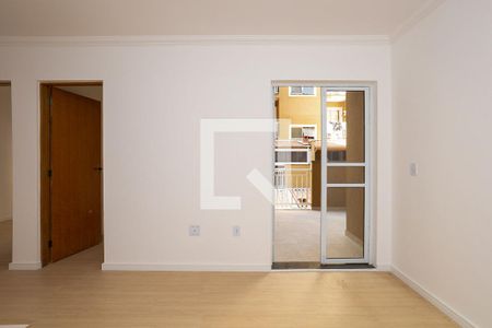 Sala de apartamento para alugar com 2 quartos, 48m² em Jardim Dona Meri, Guarulhos