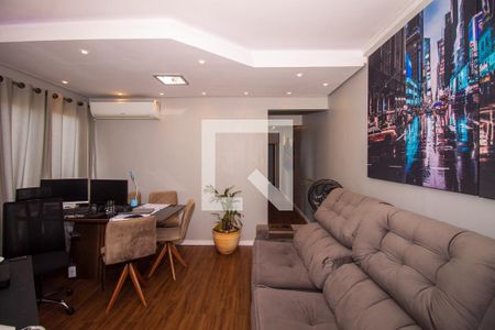 Sala de apartamento à venda com 3 quartos, 95m² em Nonoai, Porto Alegre