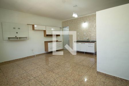 Cozinha de apartamento para alugar com 1 quarto, 34m² em Vila Maria Trindade, São Paulo