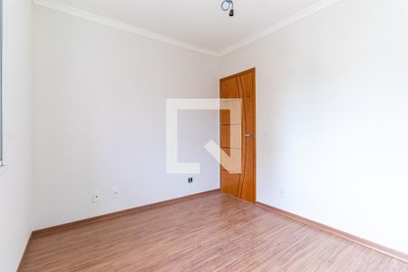 Quarto 1 de casa à venda com 3 quartos, 108m² em Jardim Sabara, São Paulo